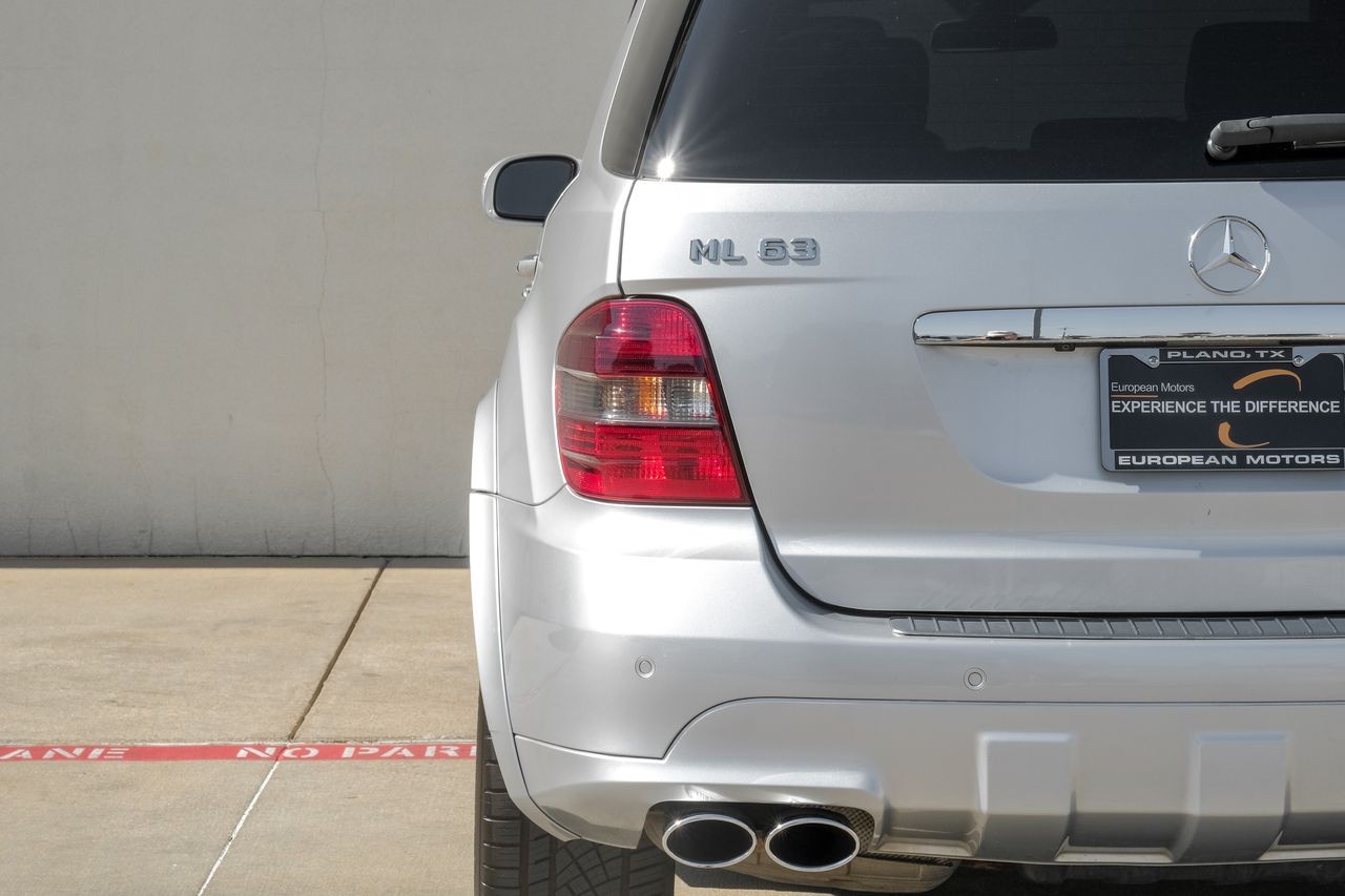 Mercedes-Benz ML 63 AMG Vehicle Main Gallery Image 44