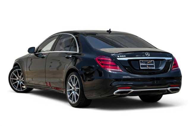 Mercedes-Benz S 560 Vehicle Main Gallery Image 11
