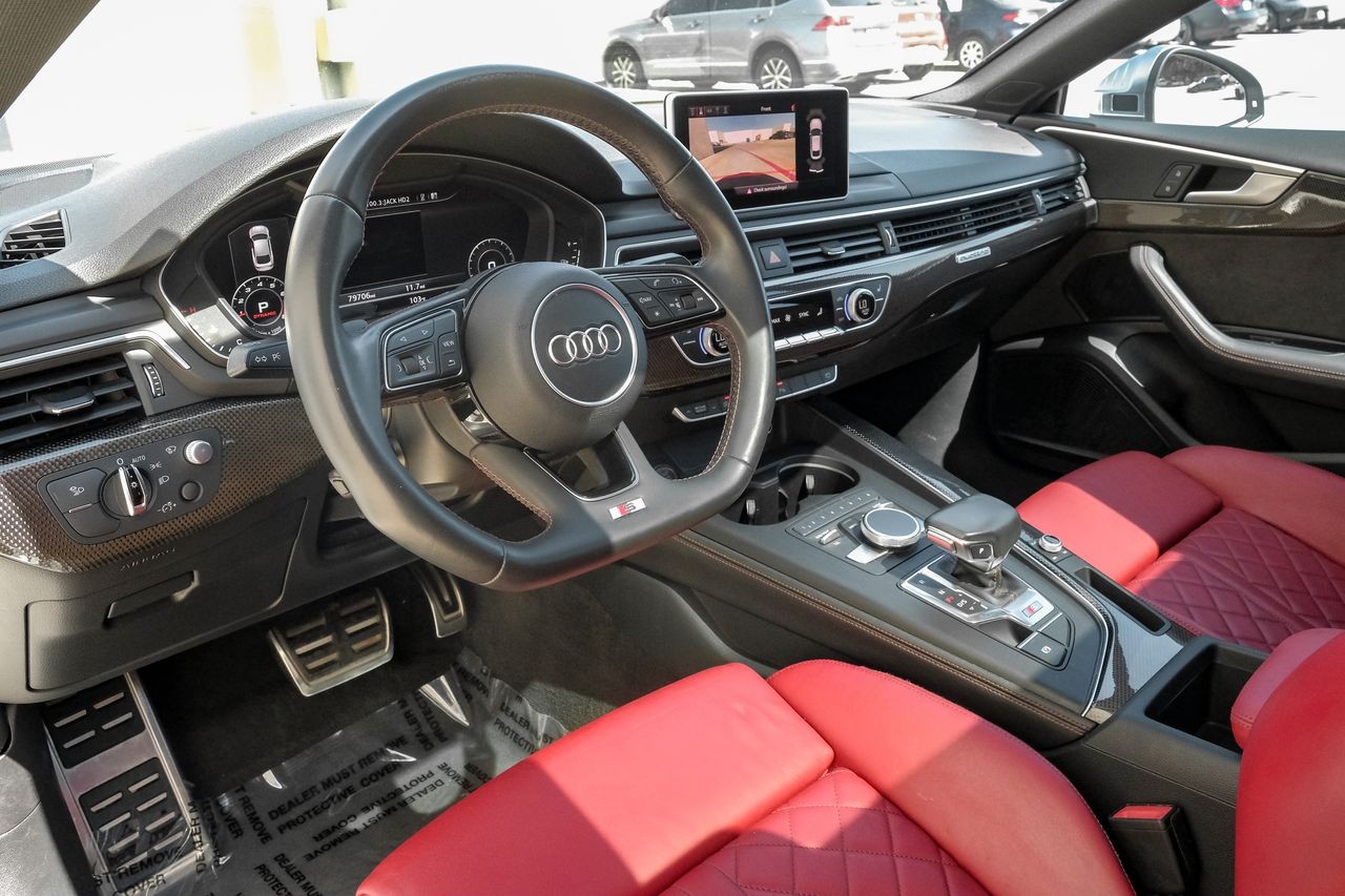 Audi S5 Sportback Vehicle Main Gallery Image 03