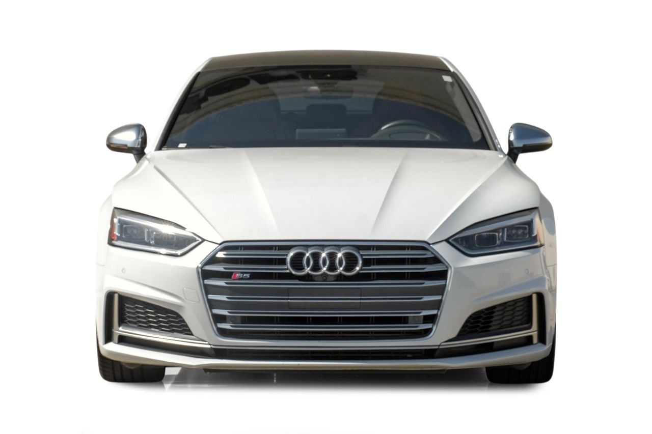 Audi S5 Sportback Vehicle Main Gallery Image 06