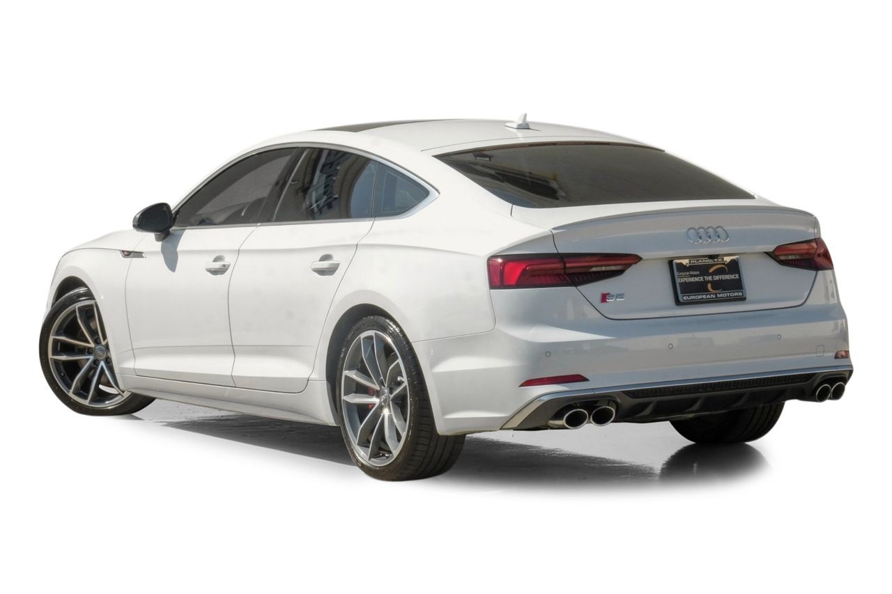 Audi S5 Sportback Vehicle Main Gallery Image 11