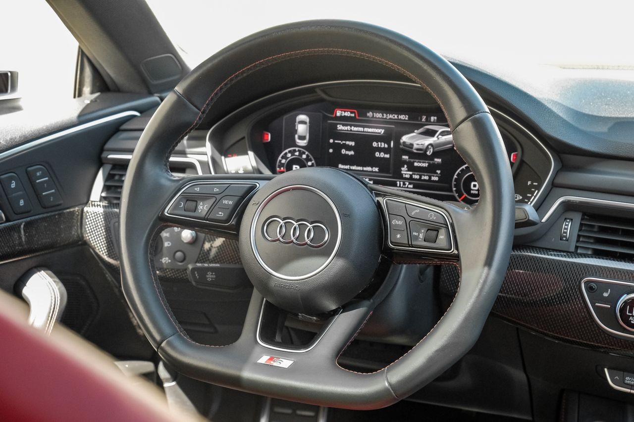 Audi S5 Sportback Vehicle Main Gallery Image 17