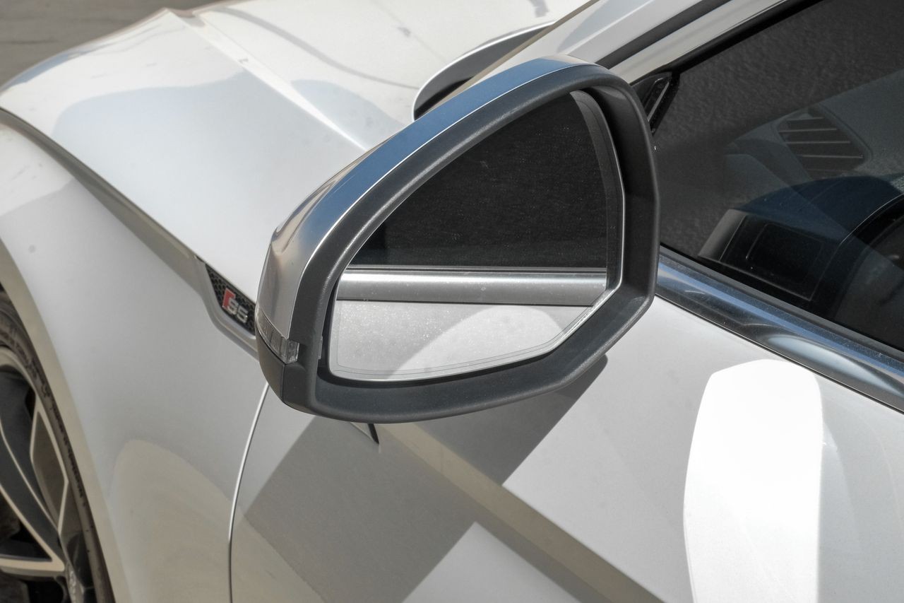 Audi S5 Sportback Vehicle Main Gallery Image 40
