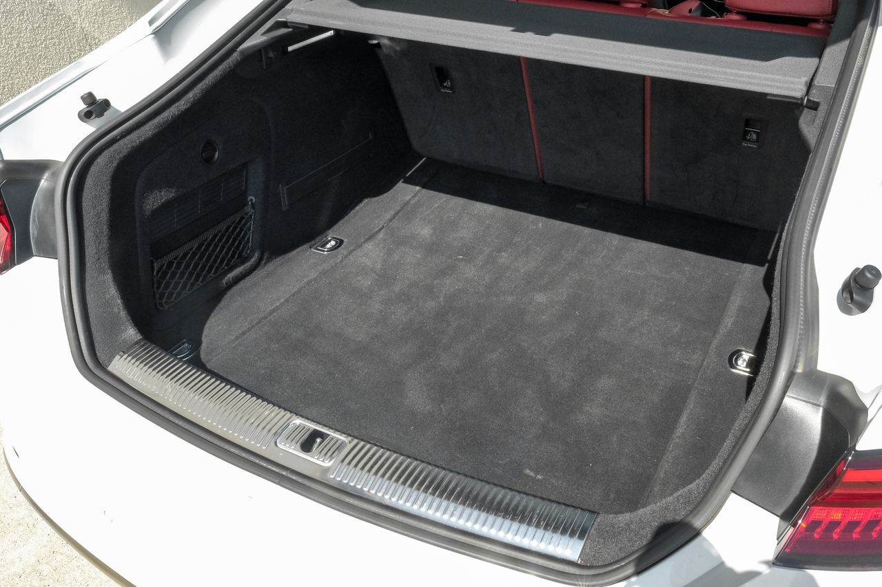 Audi S5 Sportback Vehicle Main Gallery Image 47