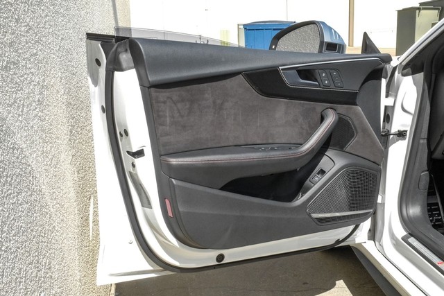 Audi S5 Sportback Vehicle Main Gallery Image 41