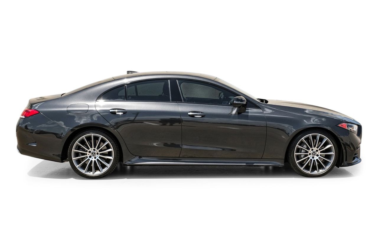 Mercedes-Benz CLS 450 Vehicle Main Gallery Image 08
