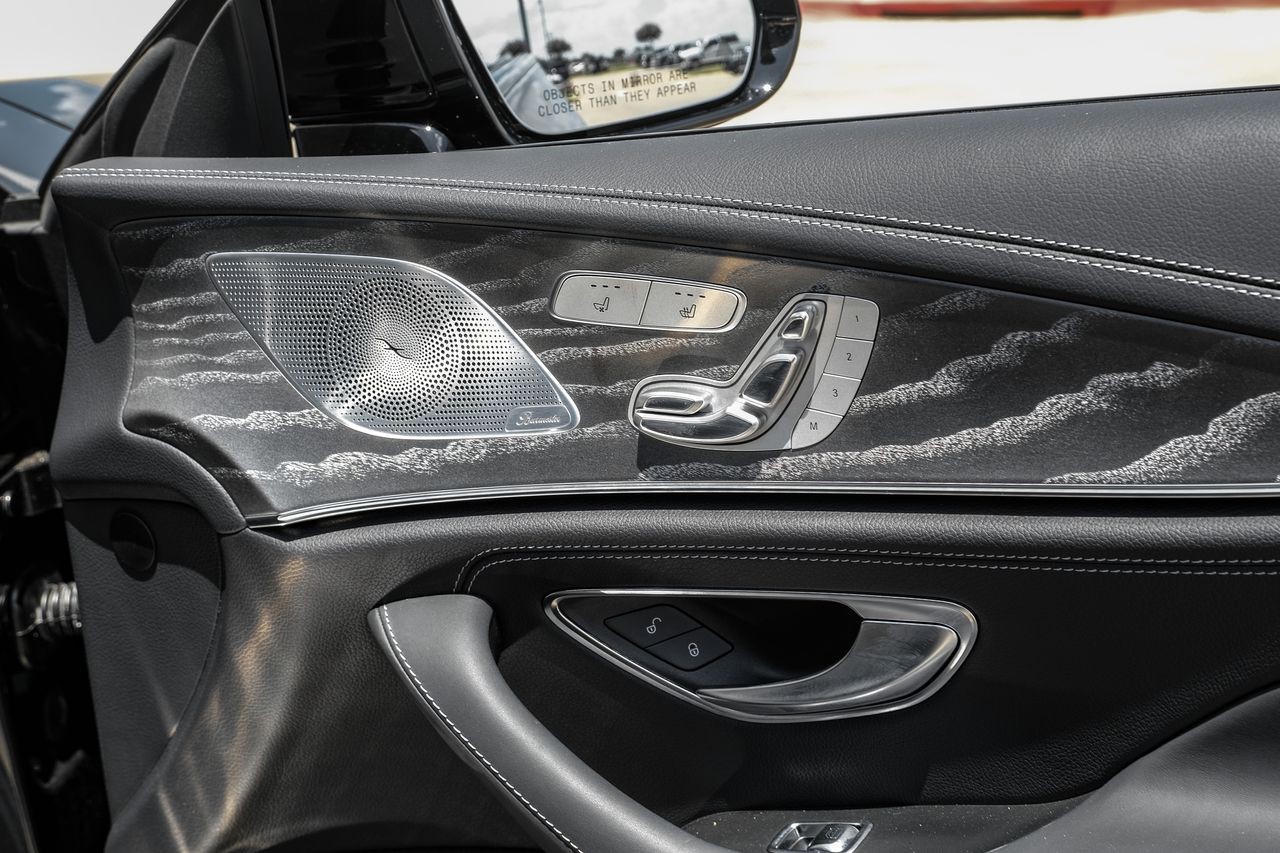 Mercedes-Benz CLS 450 Vehicle Main Gallery Image 42