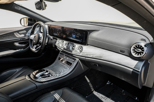 Mercedes-Benz CLS 450 Vehicle Main Gallery Image 13