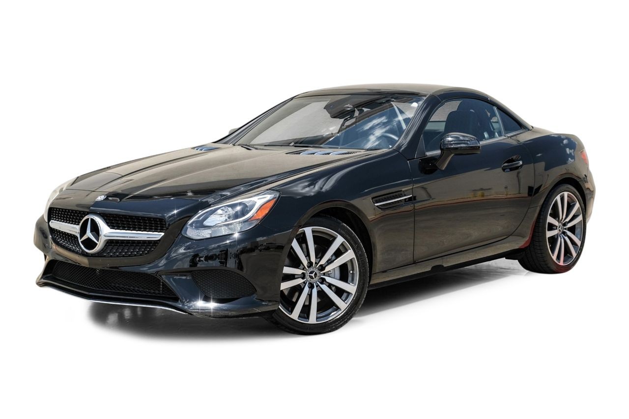 Mercedes-Benz SLC Vehicle Main Gallery Image 05