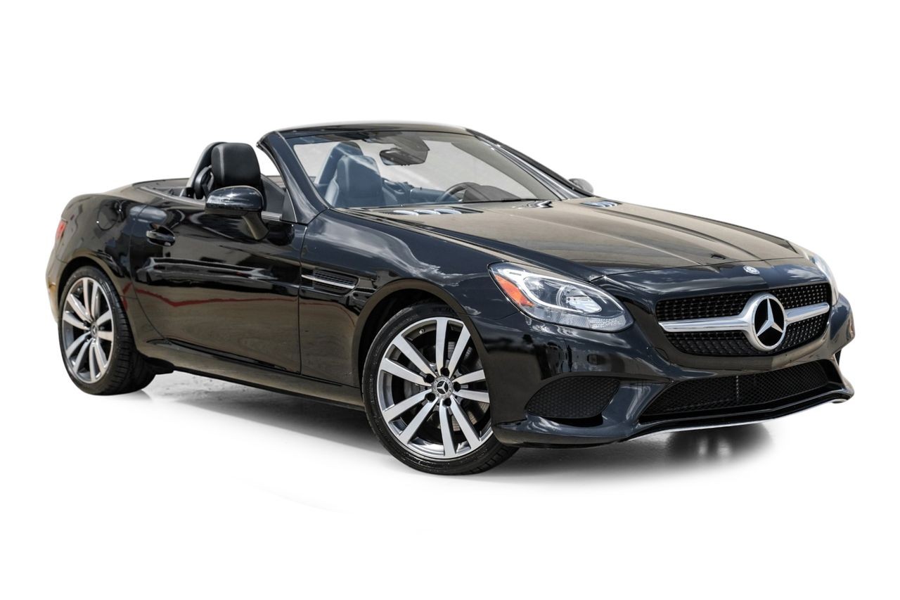 Mercedes-Benz SLC Vehicle Main Gallery Image 07