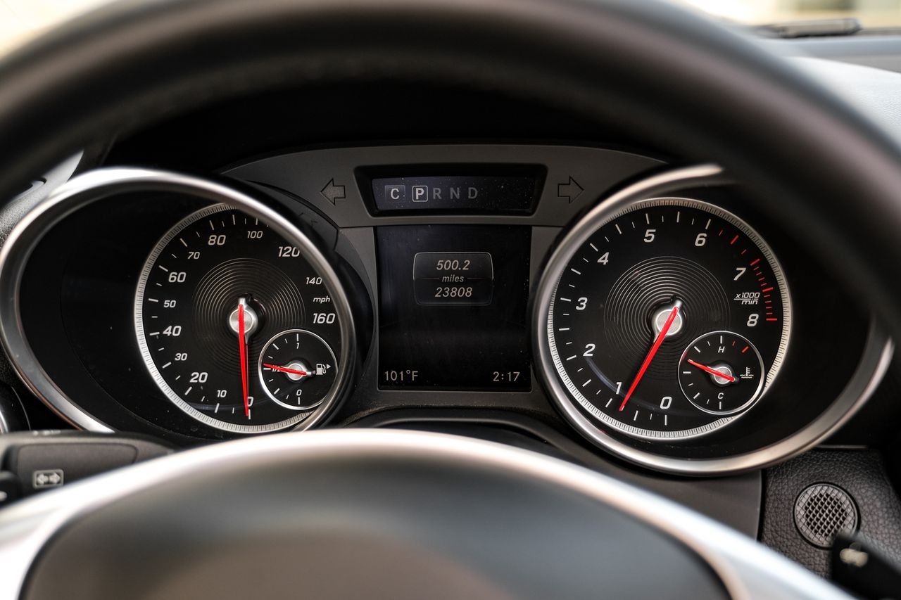 Mercedes-Benz SLC Vehicle Main Gallery Image 17