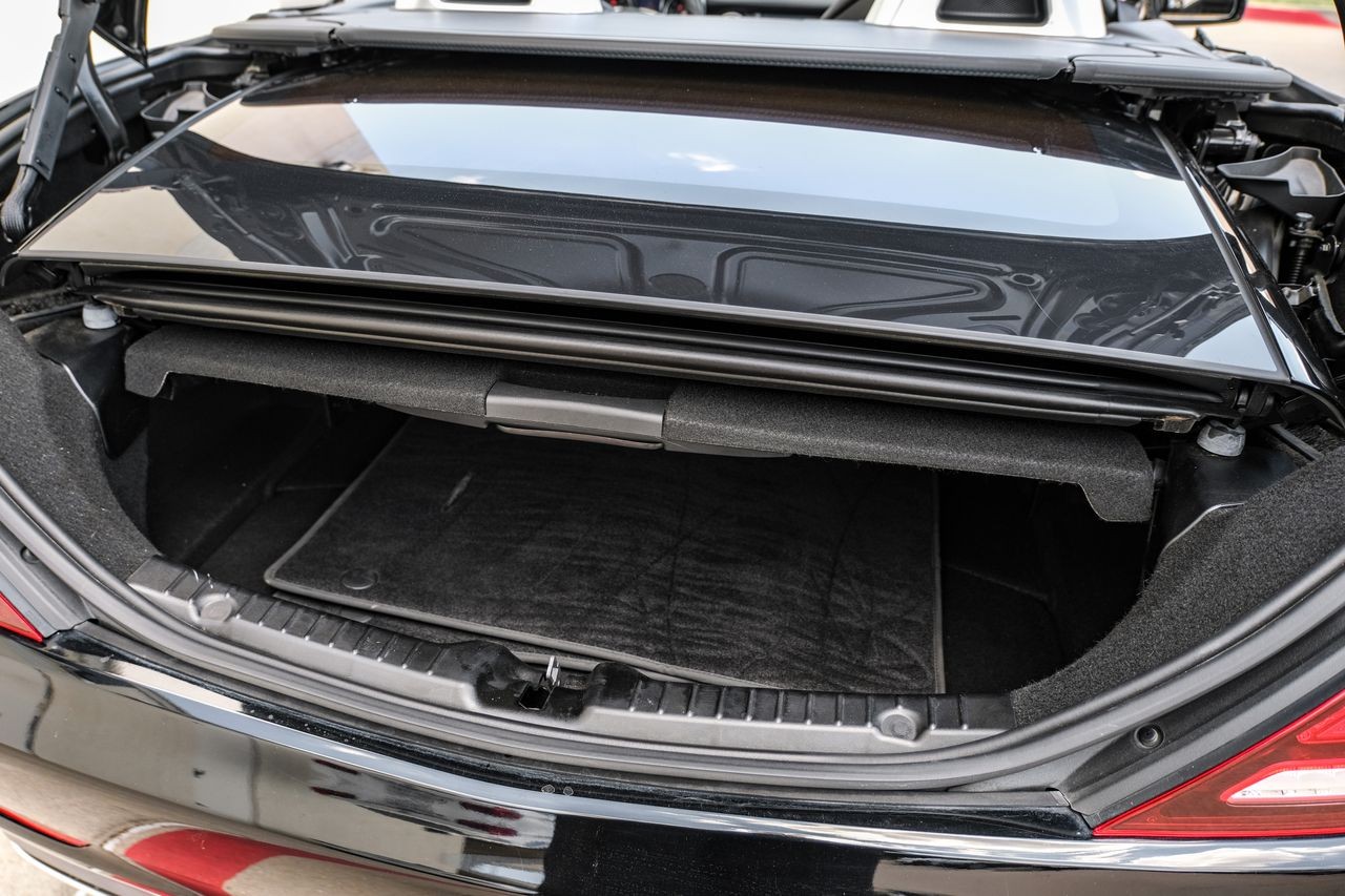 Mercedes-Benz SLC Vehicle Main Gallery Image 42