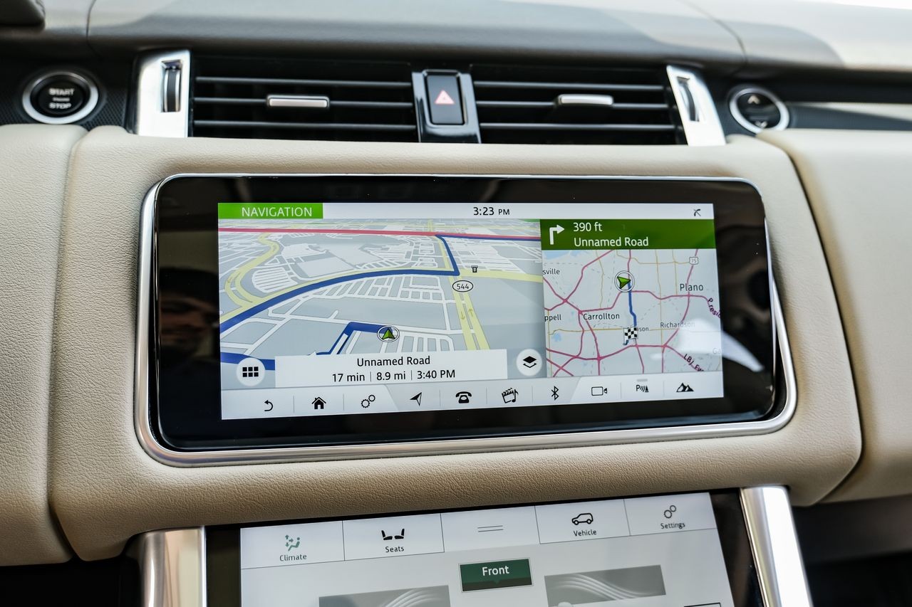 Land Rover Range Rover Sport Vehicle Main Gallery Image 21