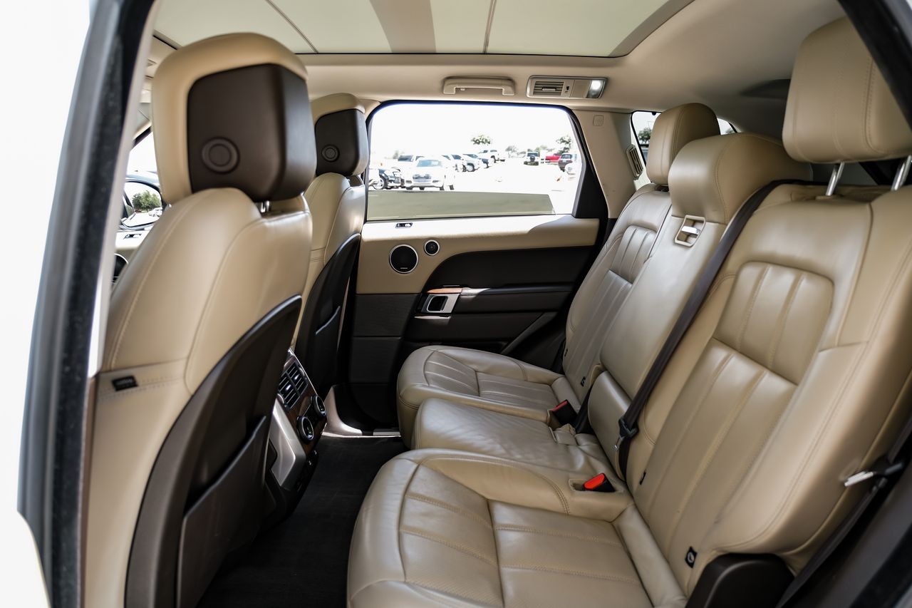 Land Rover Range Rover Sport Vehicle Main Gallery Image 38
