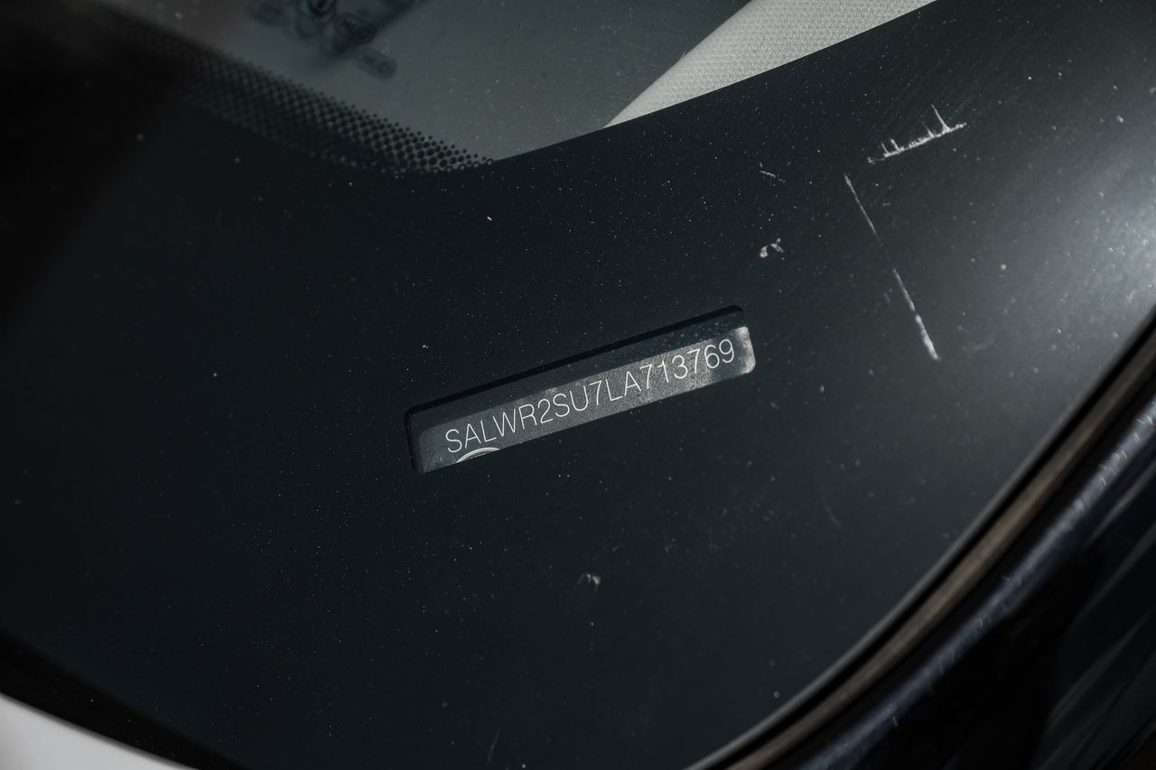 Land Rover Range Rover Sport Vehicle Main Gallery Image 57