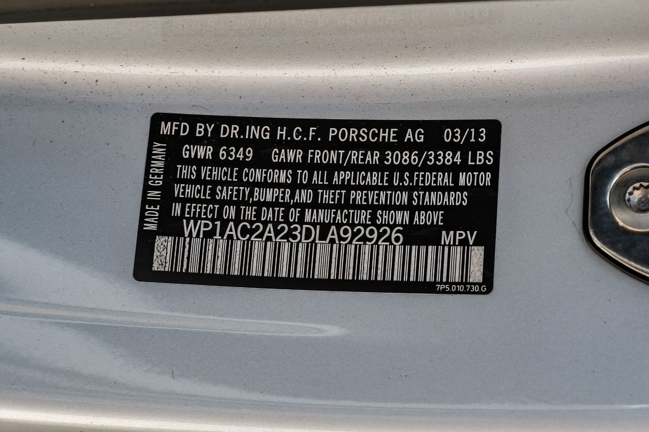 Porsche Cayenne Vehicle Main Gallery Image 55