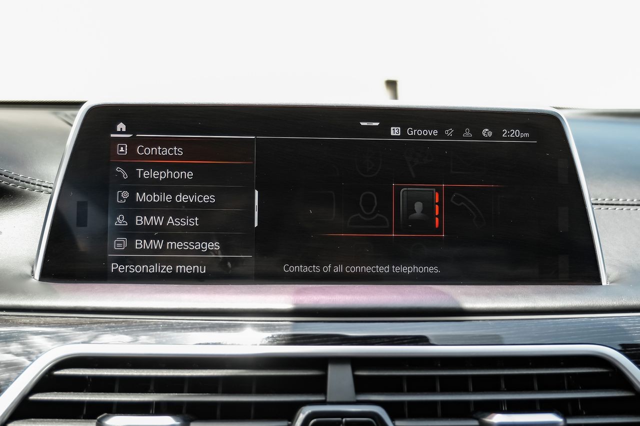 BMW 7 Series Vehicle Main Gallery Image 28