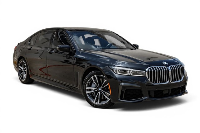BMW 7 Series Vehicle Main Gallery Image 07