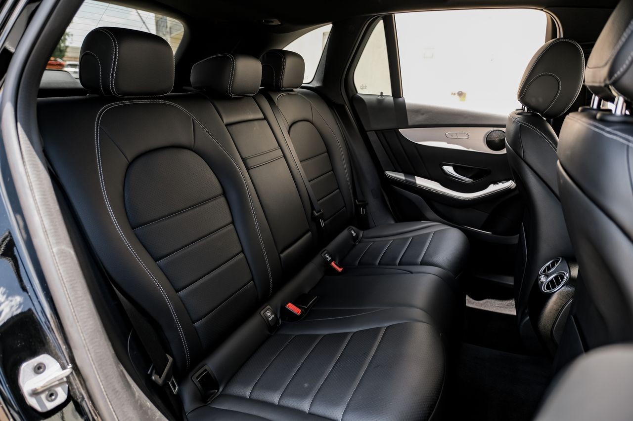 Mercedes-Benz GLC Vehicle Main Gallery Image 33