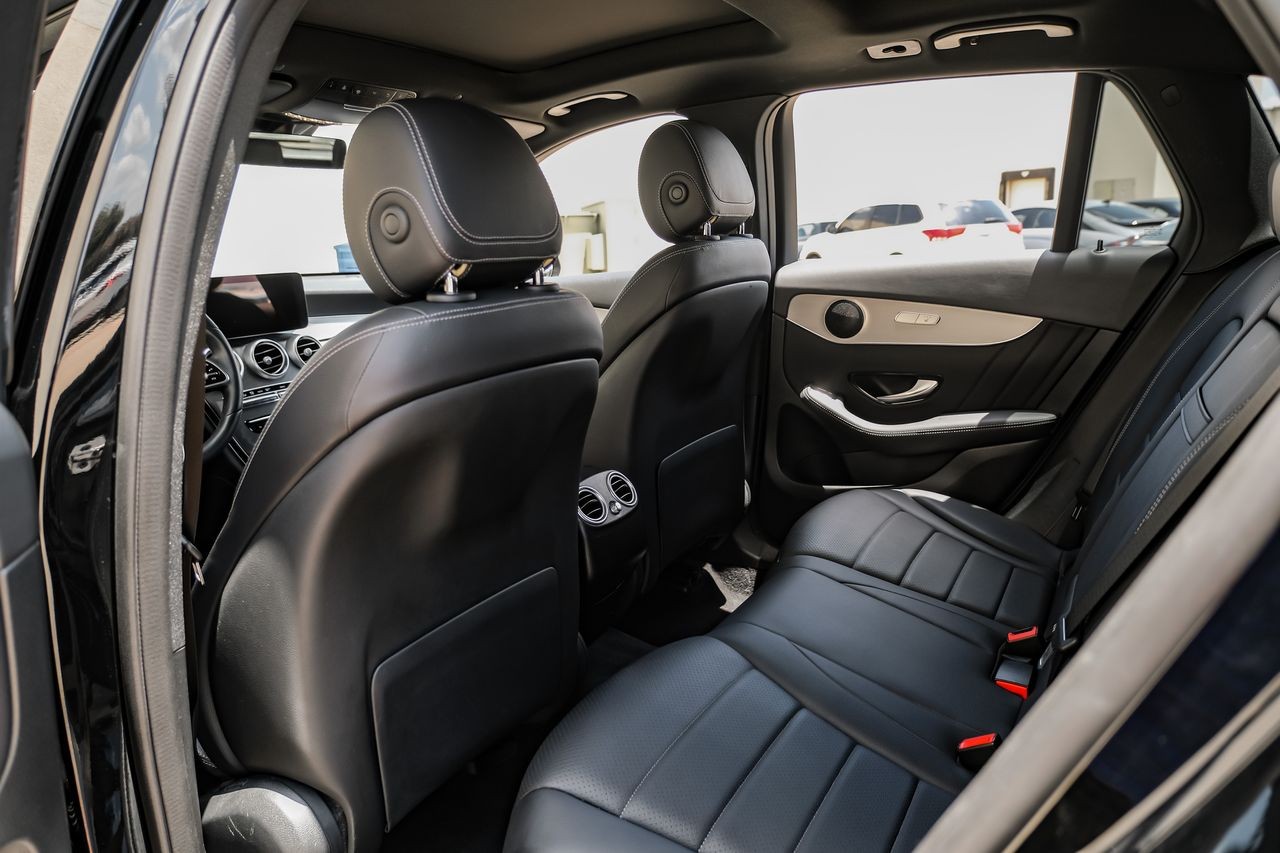 Mercedes-Benz GLC Vehicle Main Gallery Image 35
