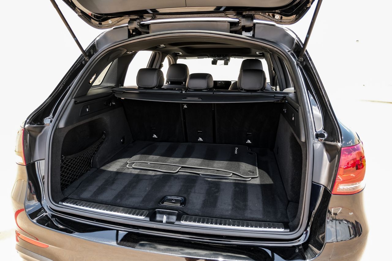 Mercedes-Benz GLC Vehicle Main Gallery Image 49