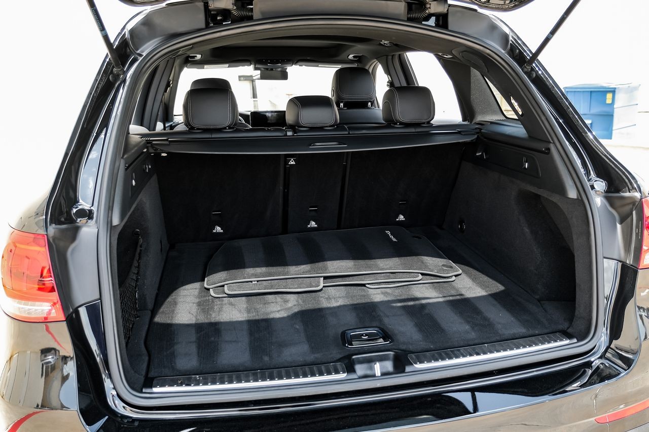 Mercedes-Benz GLC Vehicle Main Gallery Image 50