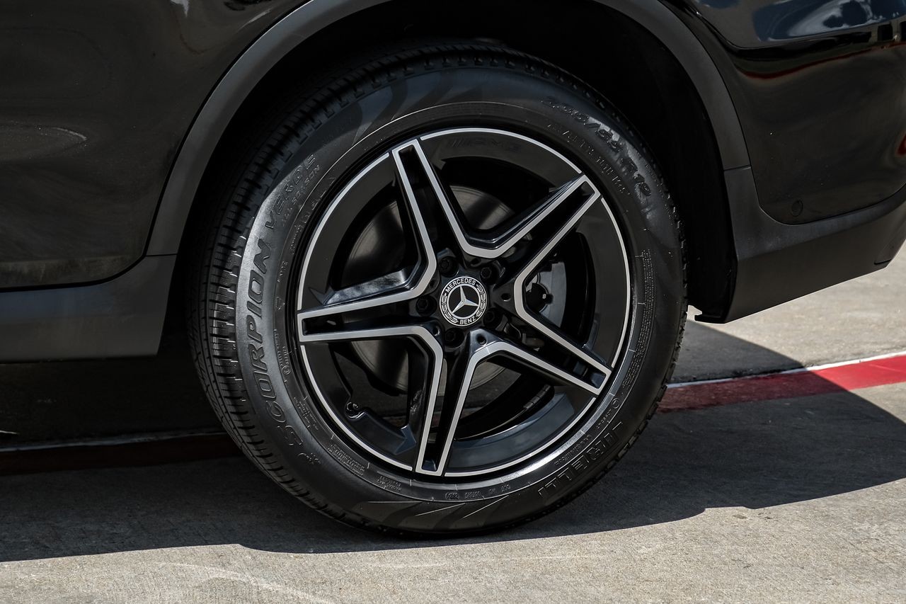 Mercedes-Benz GLC Vehicle Main Gallery Image 55