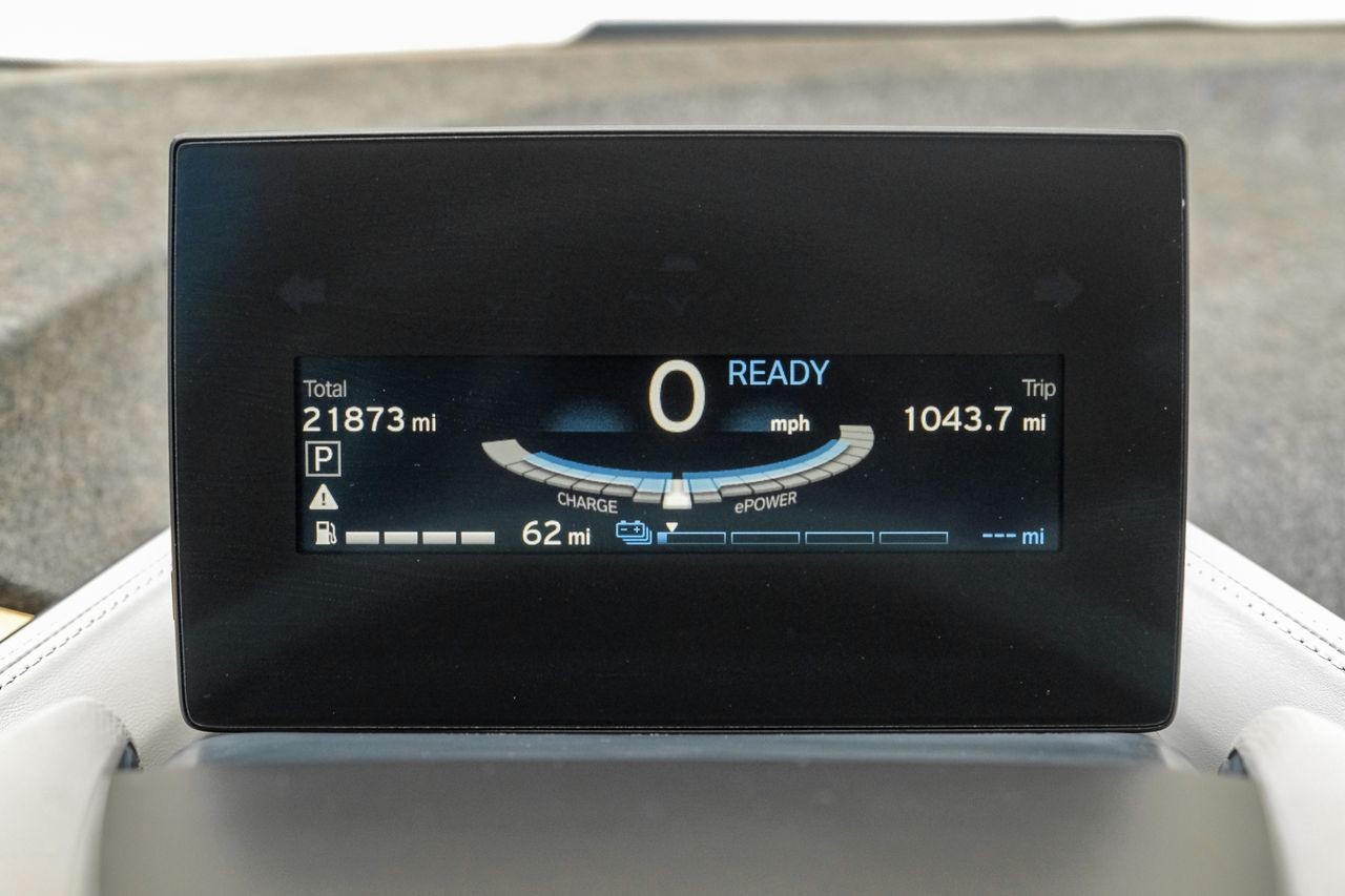 BMW i3 Vehicle Main Gallery Image 15