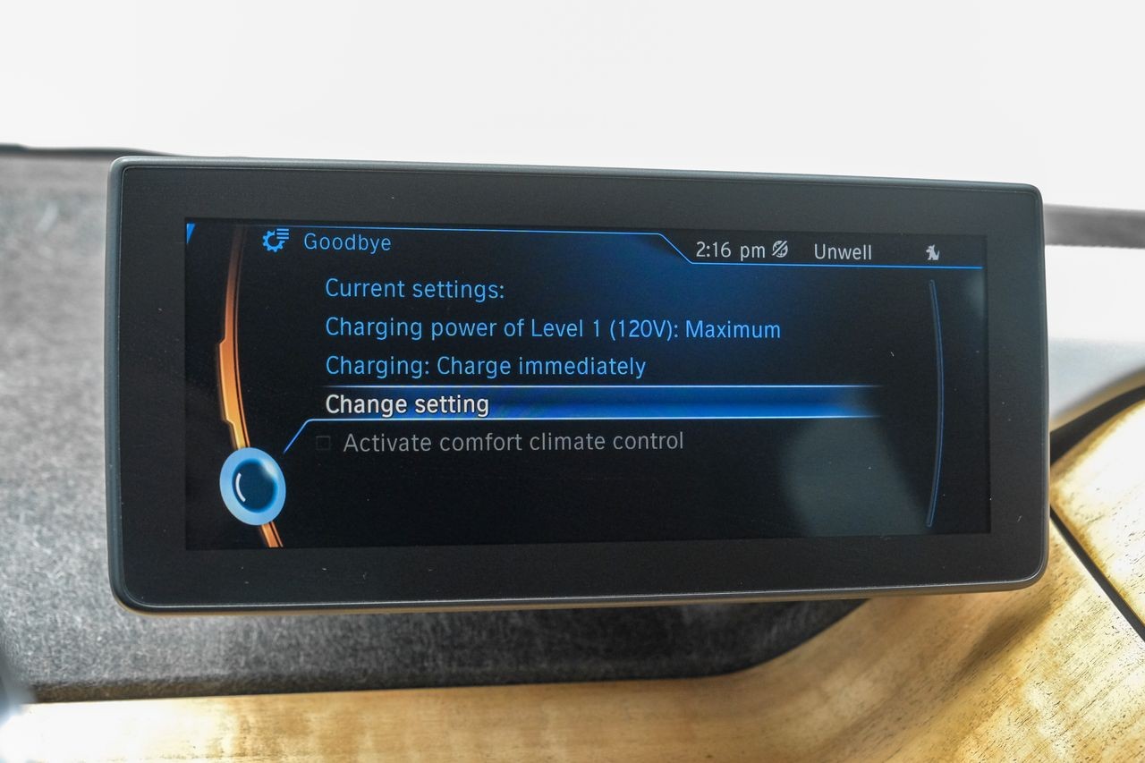 BMW i3 Vehicle Main Gallery Image 23