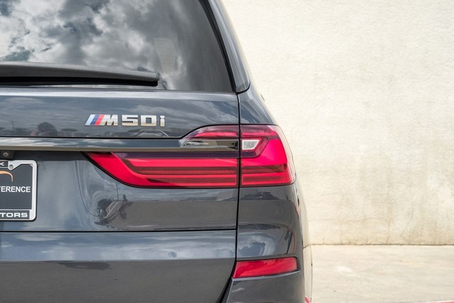 BMW X7 Vehicle Main Gallery Image 51