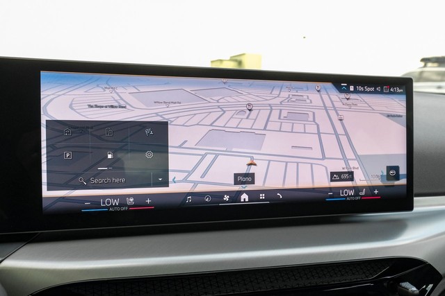 BMW 2 Series Vehicle Main Gallery Image 20
