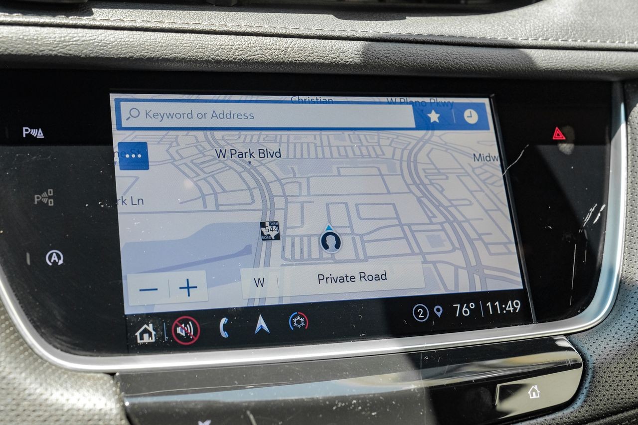 Cadillac XT5 Vehicle Main Gallery Image 24