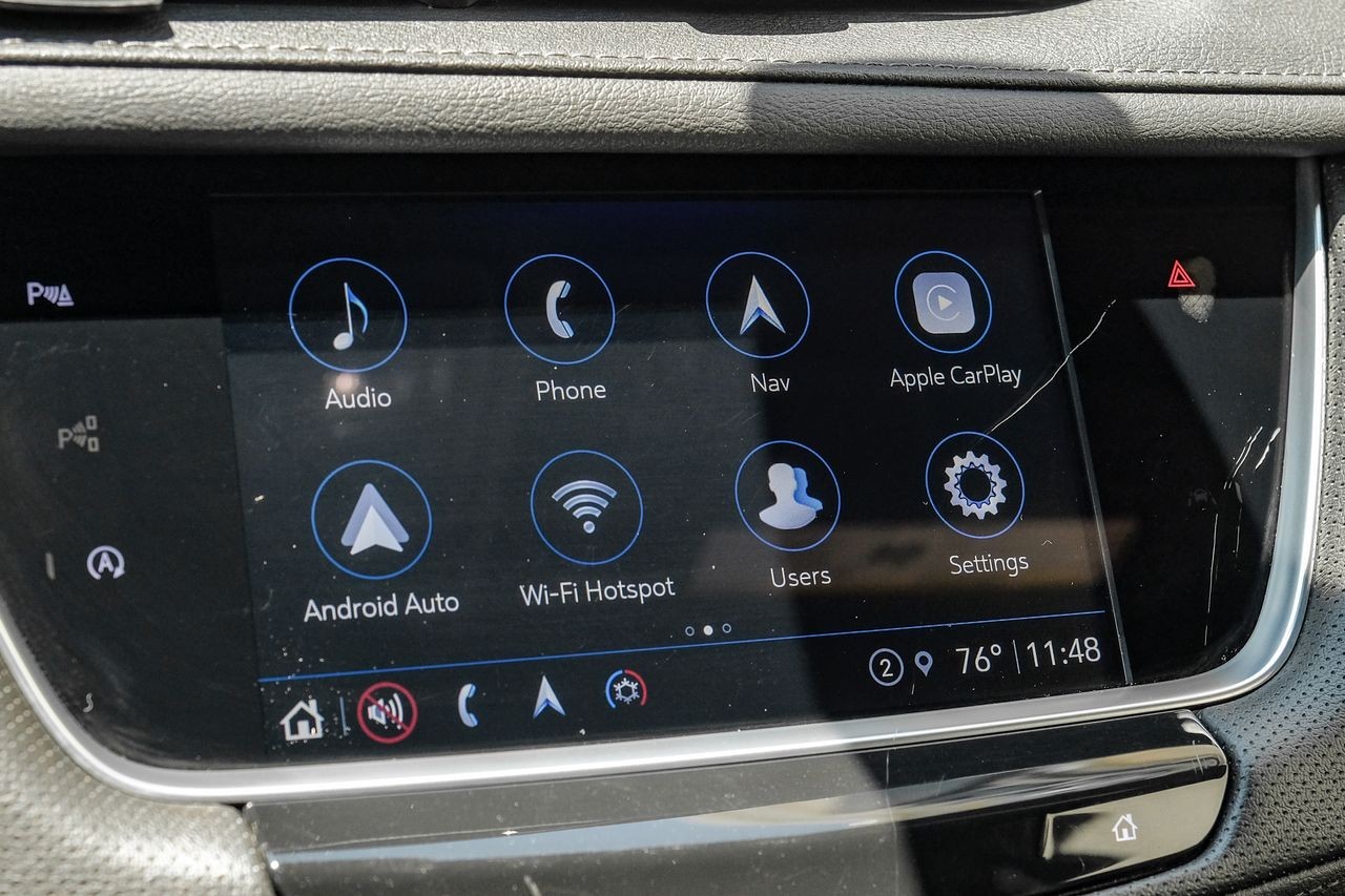 Cadillac XT5 Vehicle Main Gallery Image 36