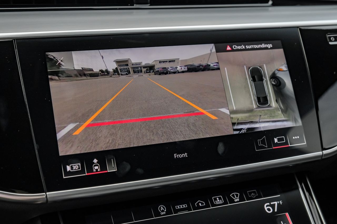 Audi A8 Vehicle Main Gallery Image 27