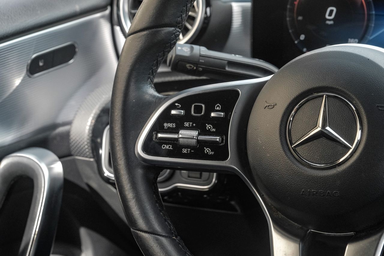Mercedes-Benz A 220 Vehicle Main Gallery Image 18