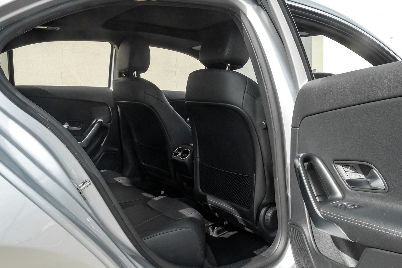 Mercedes-Benz A 220 Vehicle Main Gallery Image 38