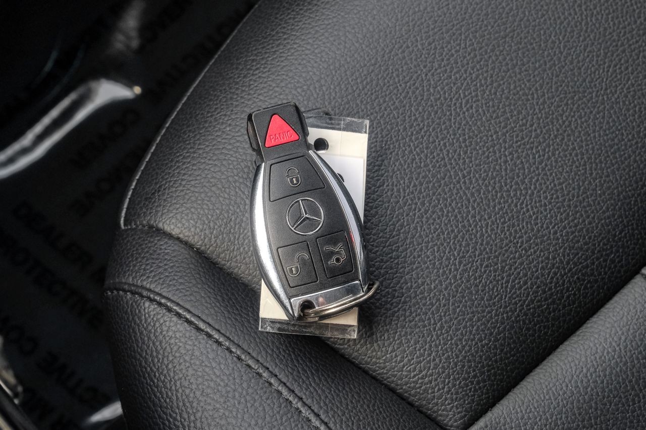 Mercedes-Benz A 220 Vehicle Main Gallery Image 61