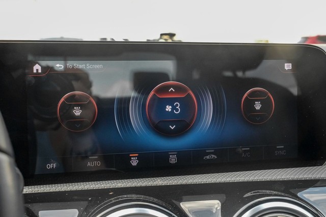 Mercedes-Benz A 220 Vehicle Main Gallery Image 31