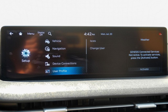Genesis GV70 Vehicle Main Gallery Image 42