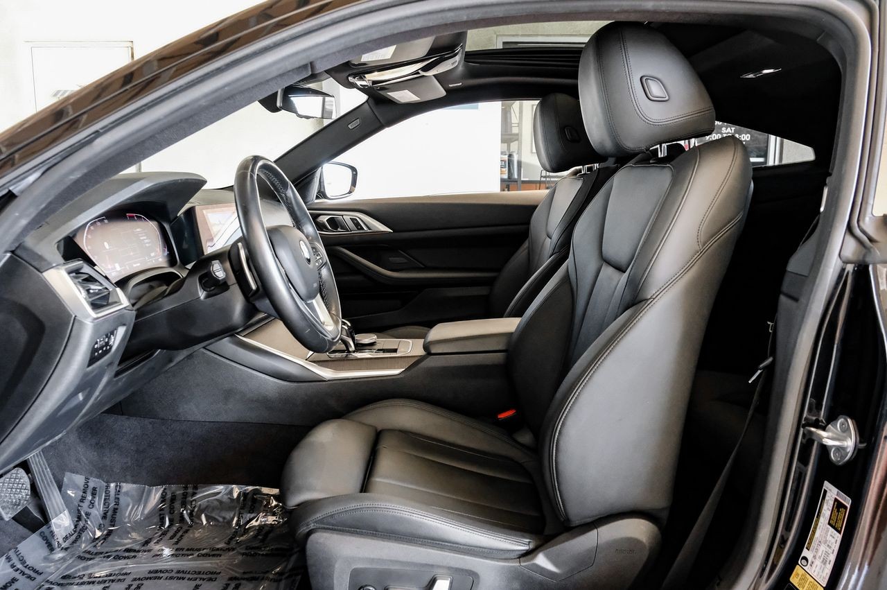 BMW 430i Vehicle Main Gallery Image 04