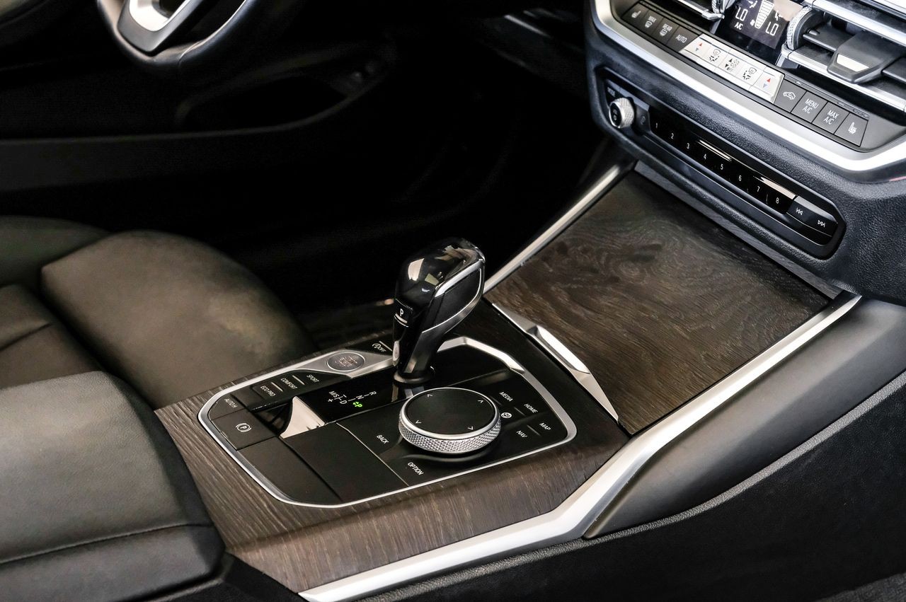BMW 430i Vehicle Main Gallery Image 20