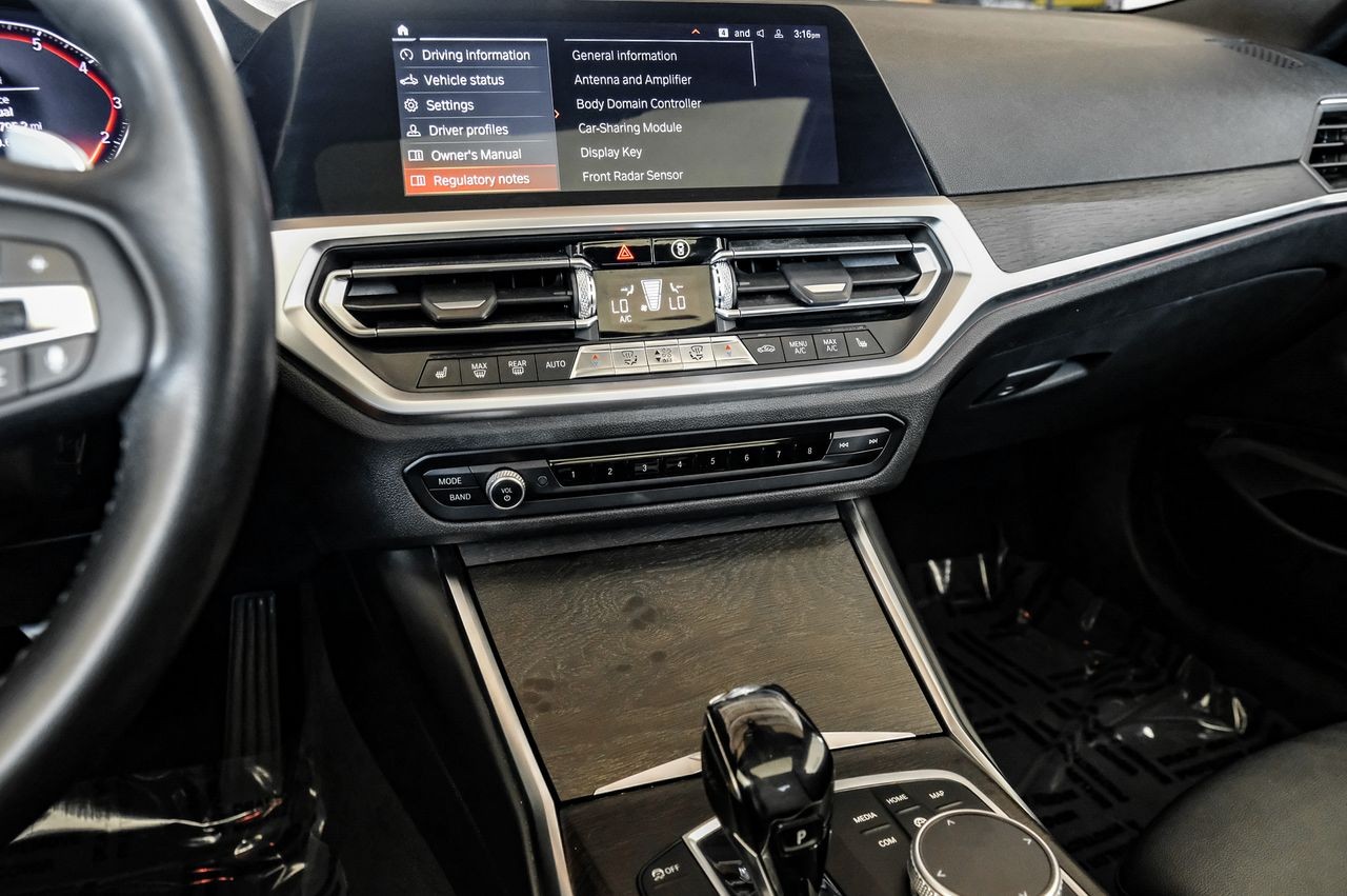 BMW 430i Vehicle Main Gallery Image 24