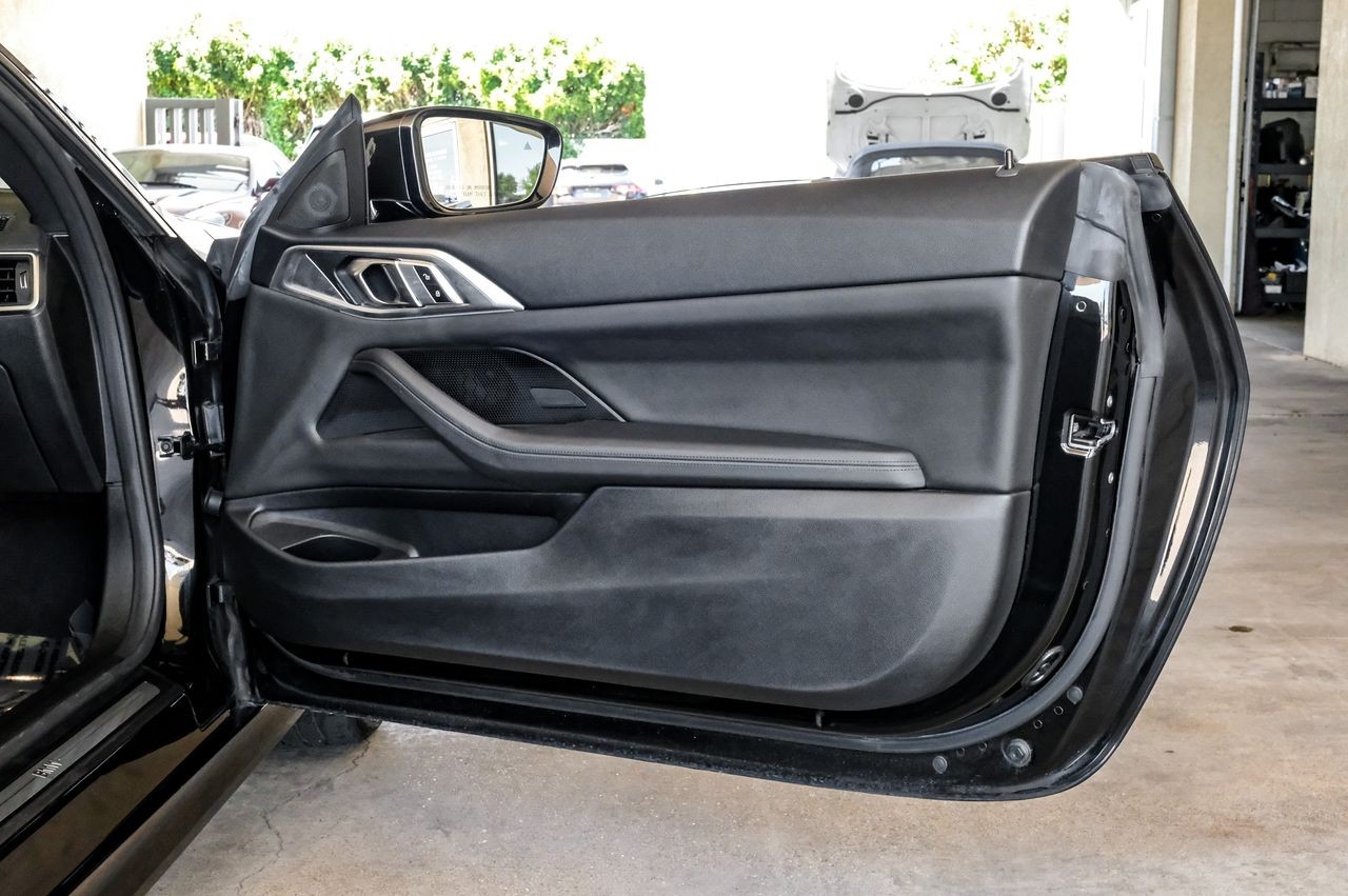 BMW 430i Vehicle Main Gallery Image 35
