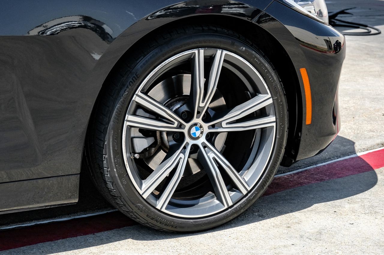 BMW 430i Vehicle Main Gallery Image 41