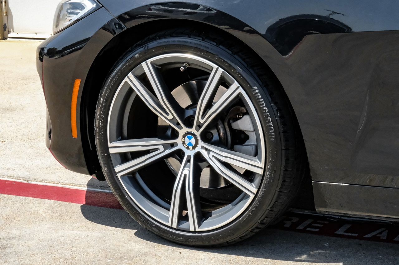 BMW 430i Vehicle Main Gallery Image 42