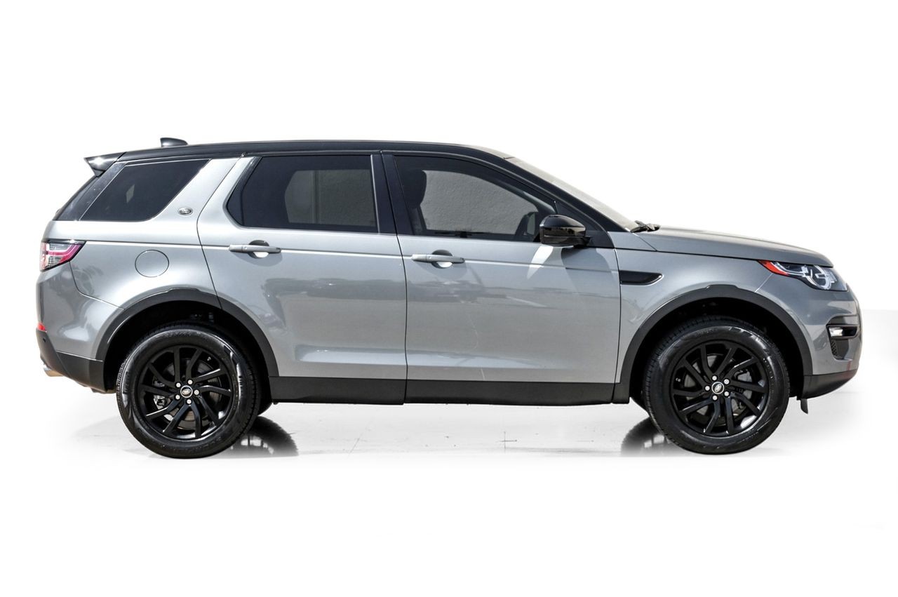 Land Rover Discovery Sport Vehicle Main Gallery Image 07