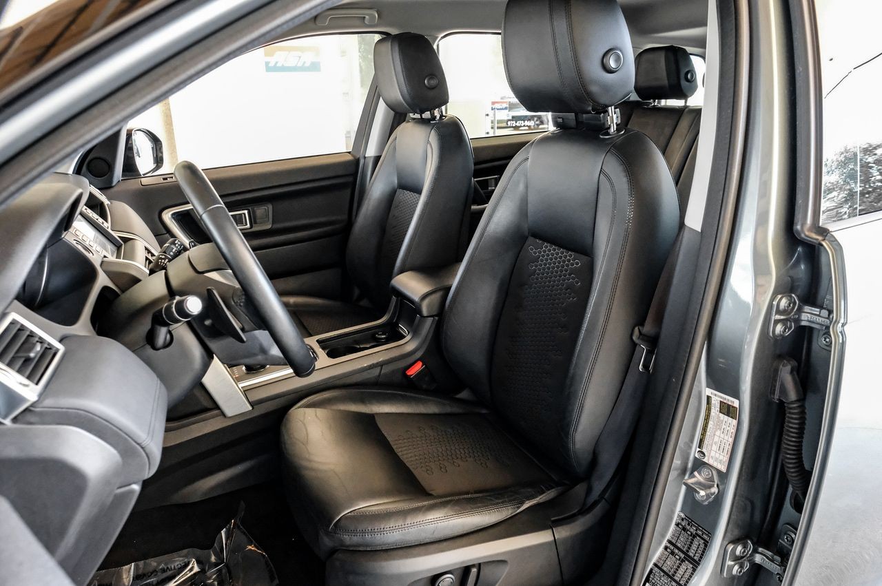 Land Rover Discovery Sport Vehicle Main Gallery Image 34