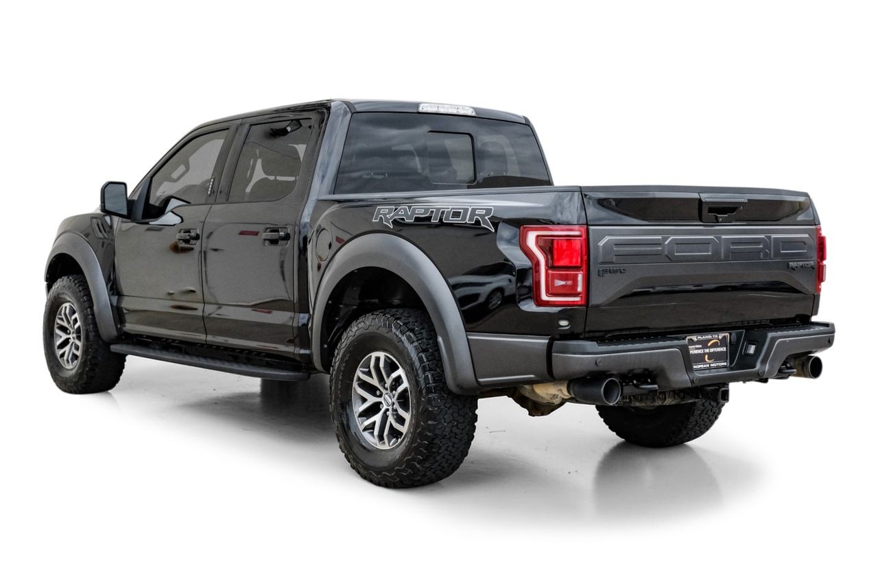 Ford F-150 Vehicle Main Gallery Image 09