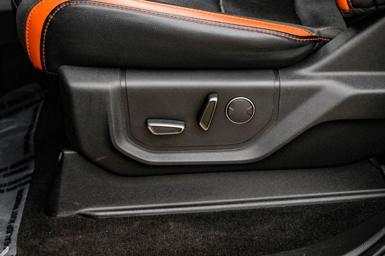 Ford F-150 Vehicle Main Gallery Image 32