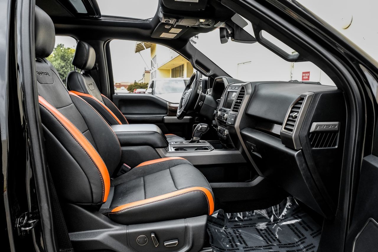 Ford F-150 Vehicle Main Gallery Image 33